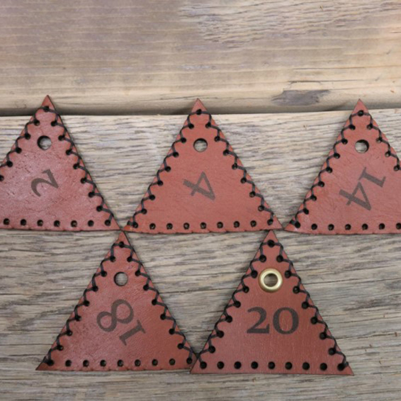 Leatherwork Ideas - Sacchetti per Dadi con Cordoncino, Ideali
