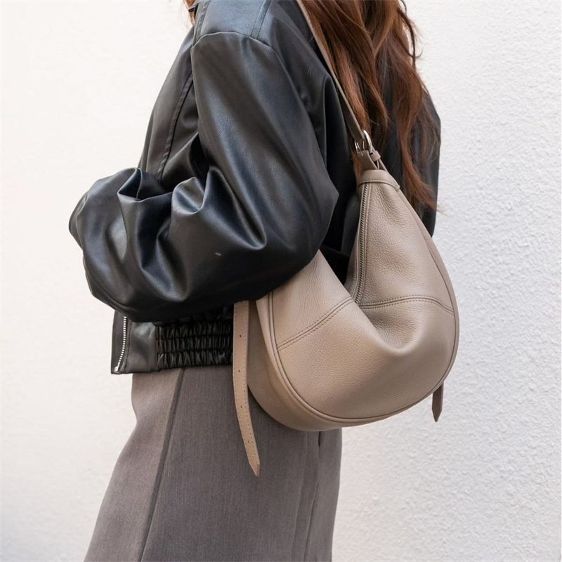 BURMINSA Borsa a Tracolla a Me - Leatherwork Bag recensione e prezzo