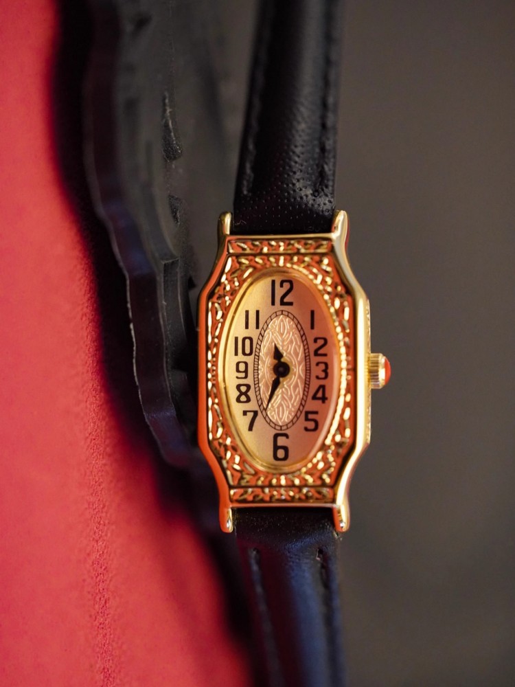Orologio Vintage da Donna con  - Leatherwork Ideas recensione e prezzo